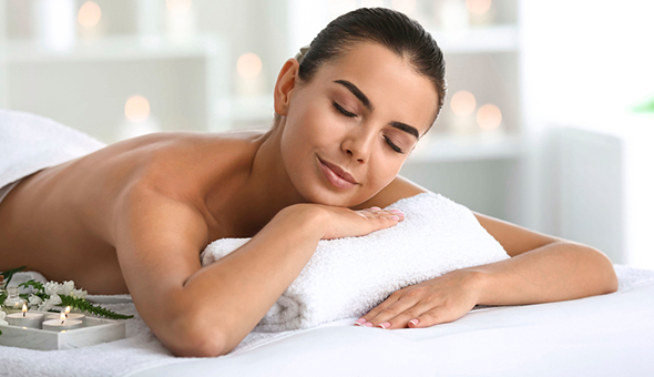 A Luxury Full Body Massage with a Pedicure at only R199!